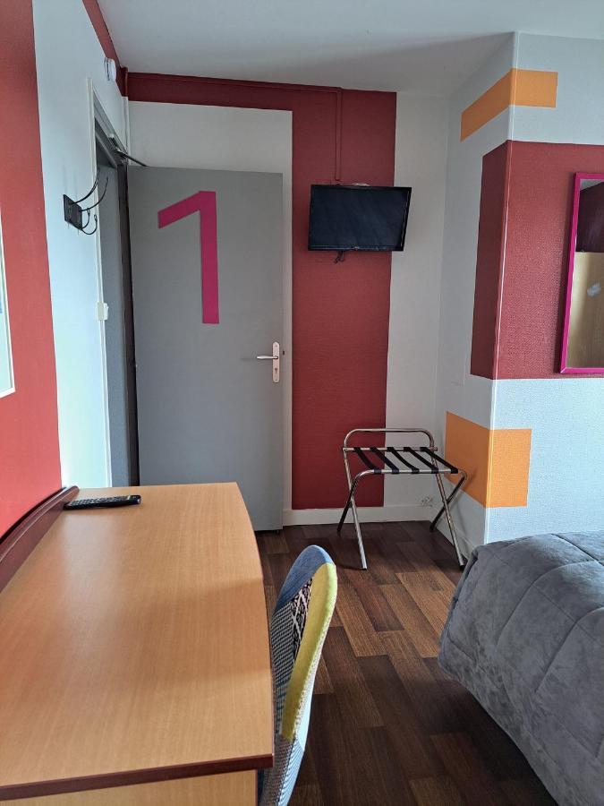 Le Petit Pecheur Hotel Saint-Florent-le-Vieil Luaran gambar