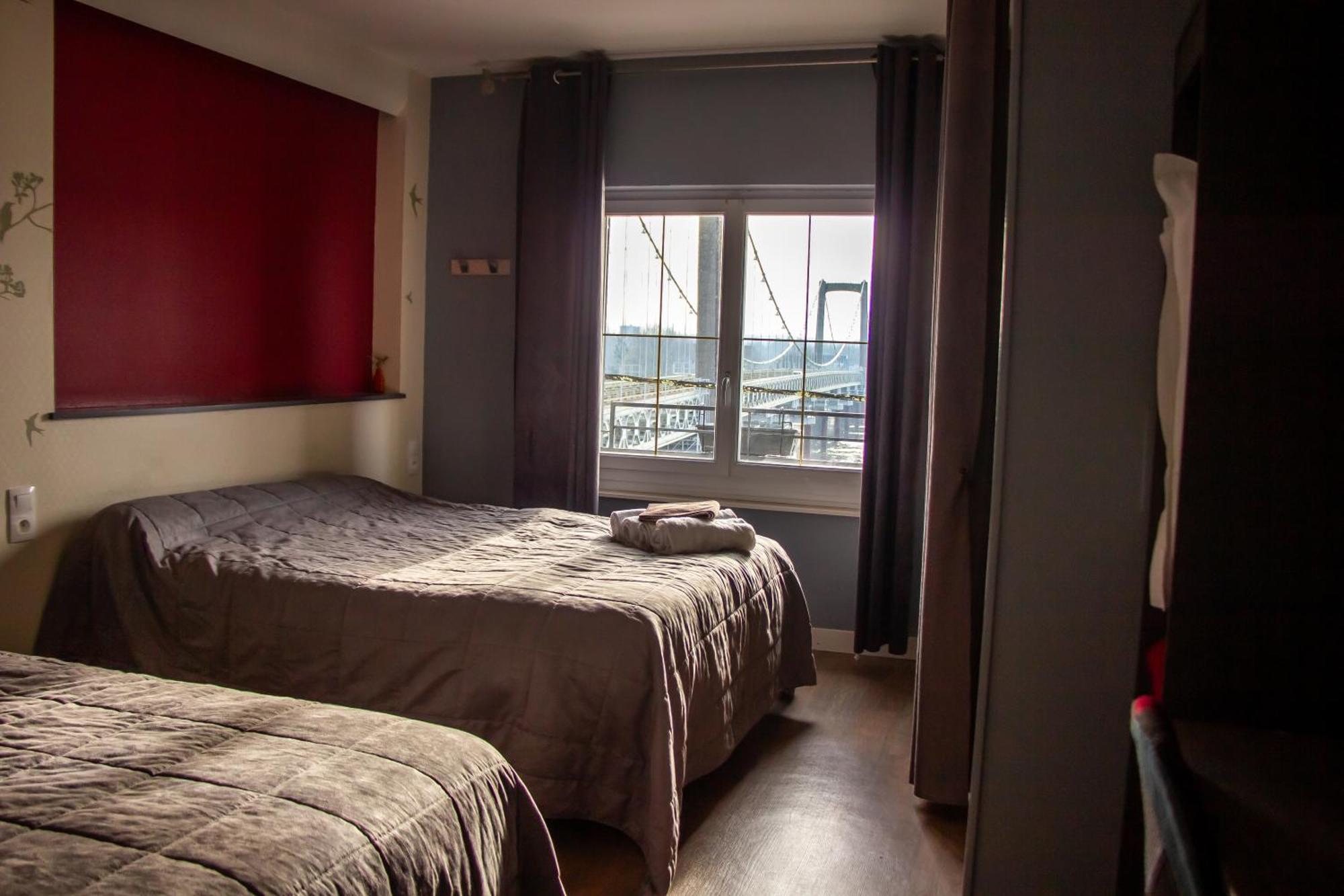 Le Petit Pecheur Hotel Saint-Florent-le-Vieil Luaran gambar