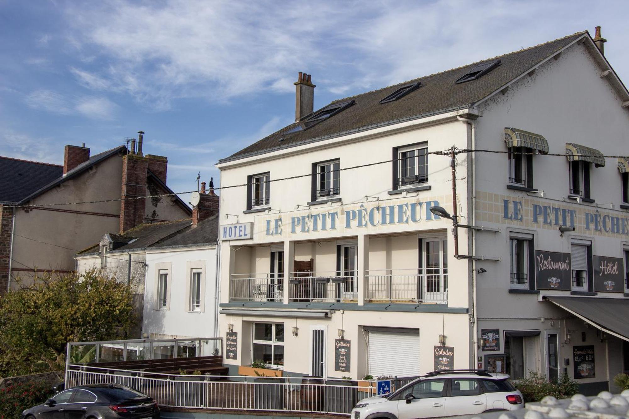 Le Petit Pecheur Hotel Saint-Florent-le-Vieil Luaran gambar