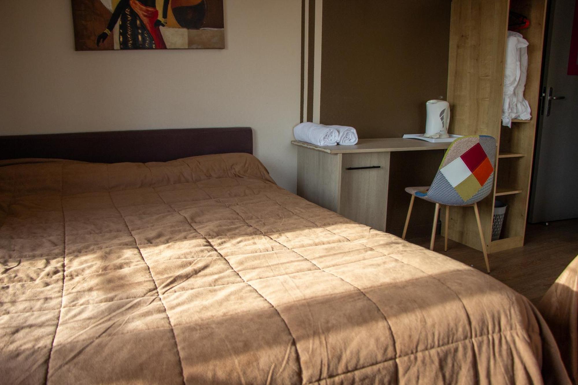 Le Petit Pecheur Hotel Saint-Florent-le-Vieil Luaran gambar