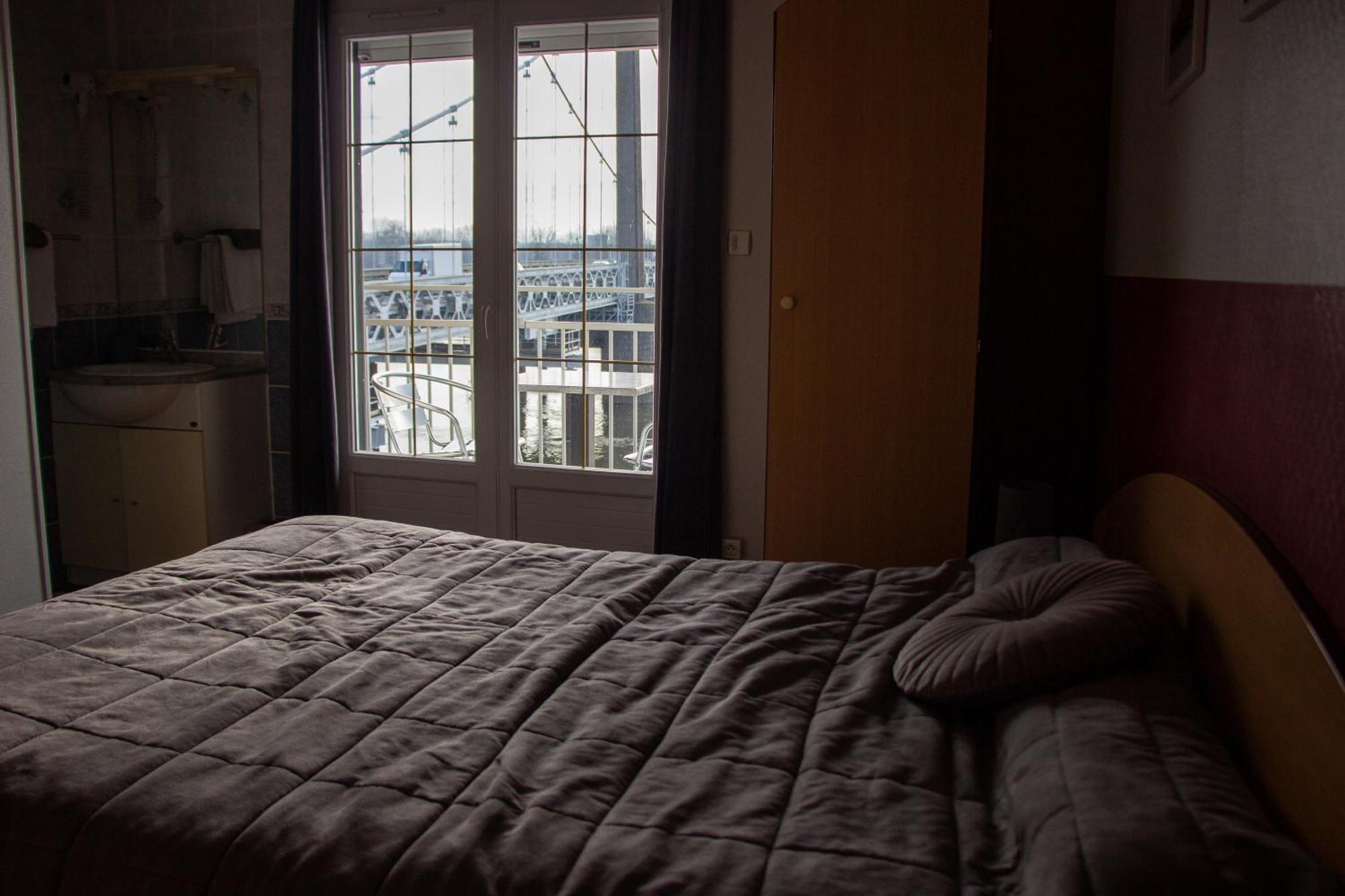 Le Petit Pecheur Hotel Saint-Florent-le-Vieil Luaran gambar