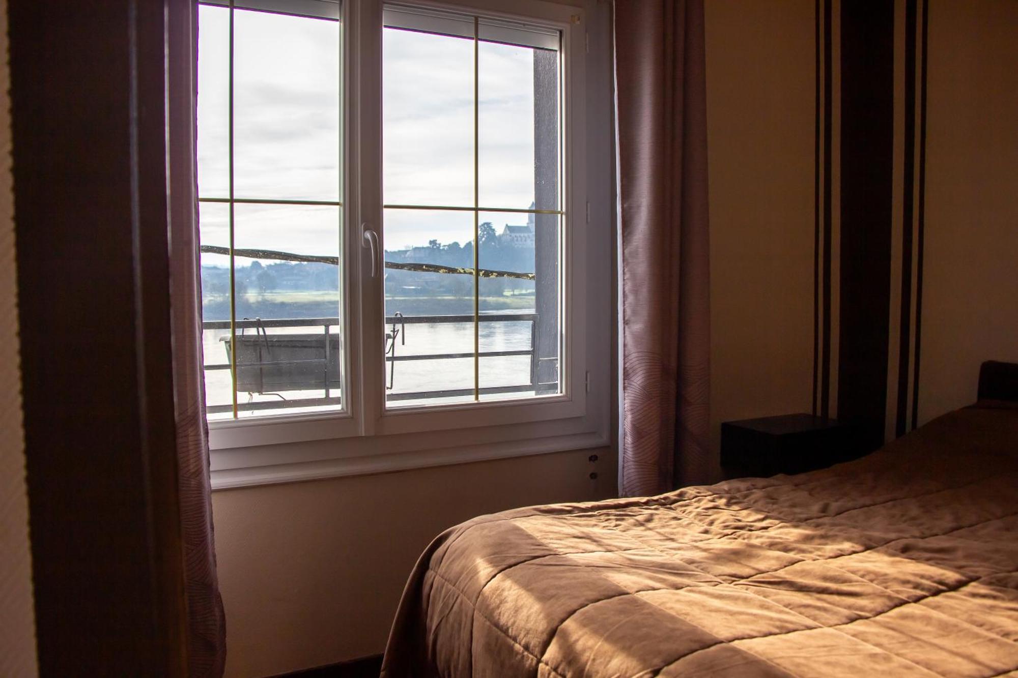 Le Petit Pecheur Hotel Saint-Florent-le-Vieil Luaran gambar