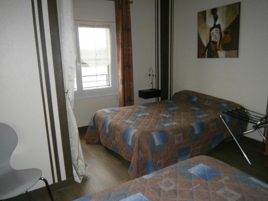 Le Petit Pecheur Hotel Saint-Florent-le-Vieil Luaran gambar