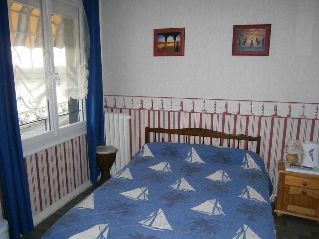 Le Petit Pecheur Hotel Saint-Florent-le-Vieil Luaran gambar