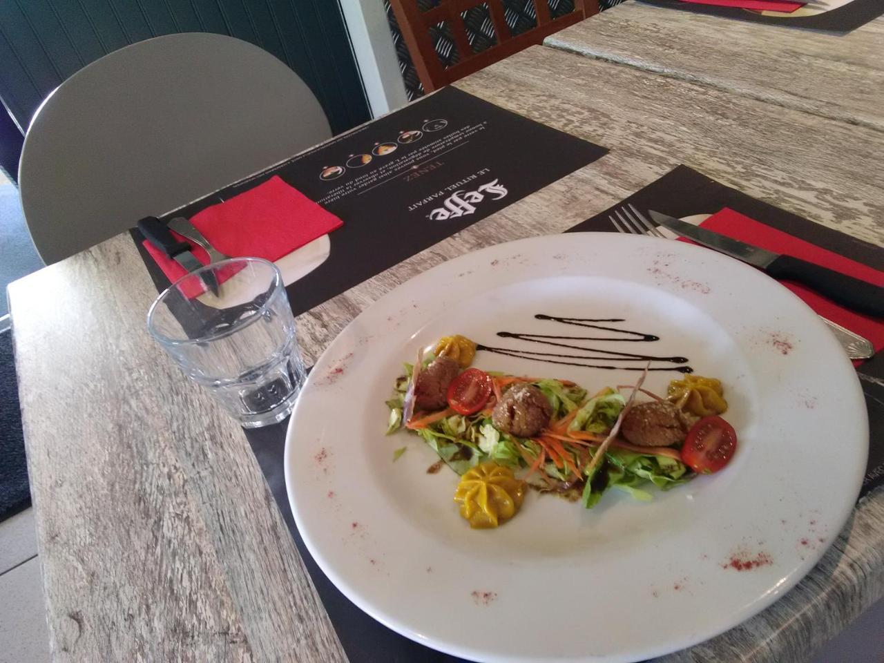 Le Petit Pecheur Hotel Saint-Florent-le-Vieil Luaran gambar